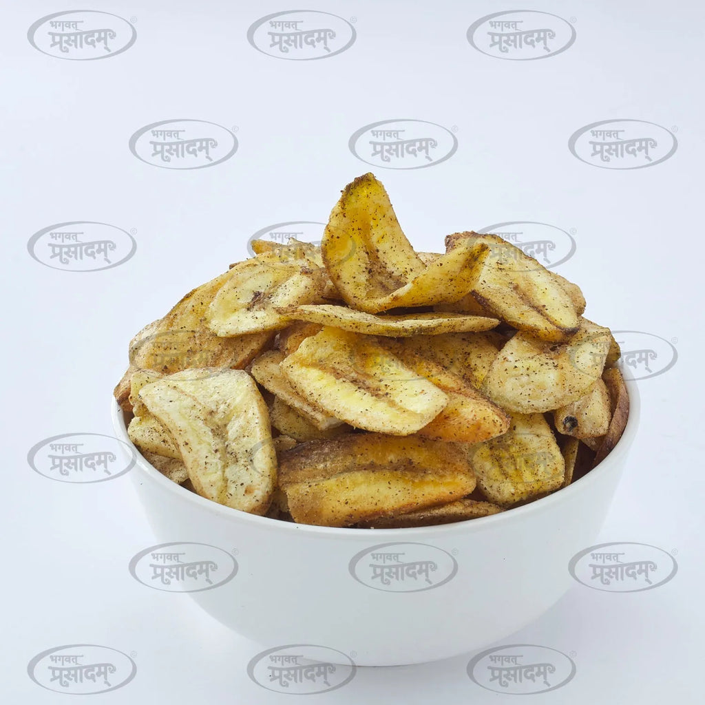 crispy banana chips seasoned with black pepper